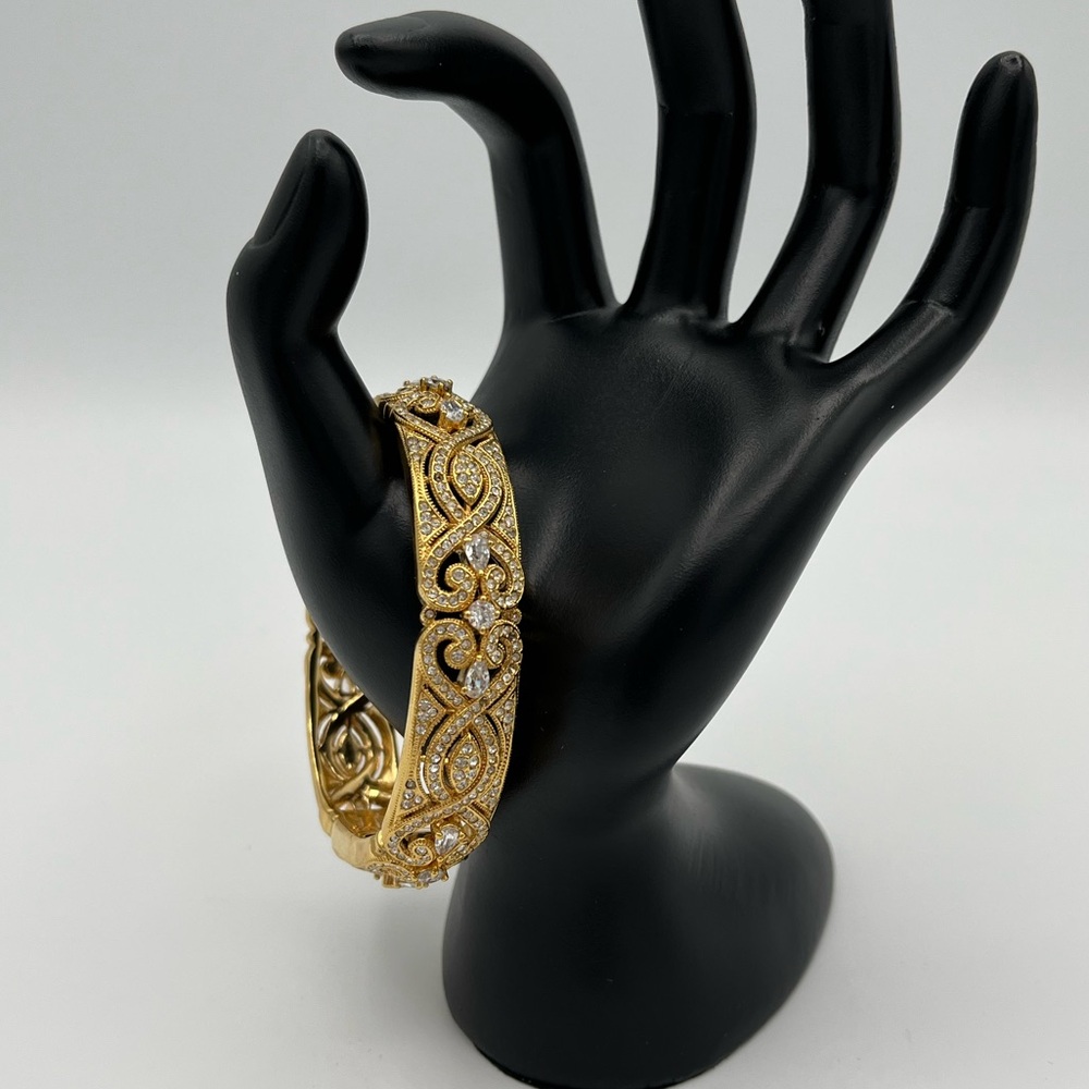 Authentic Nadri Gold-Tone Ornate Pave Crystal Filigree Hinged Cuff Bangle - Picture 4 of 8
